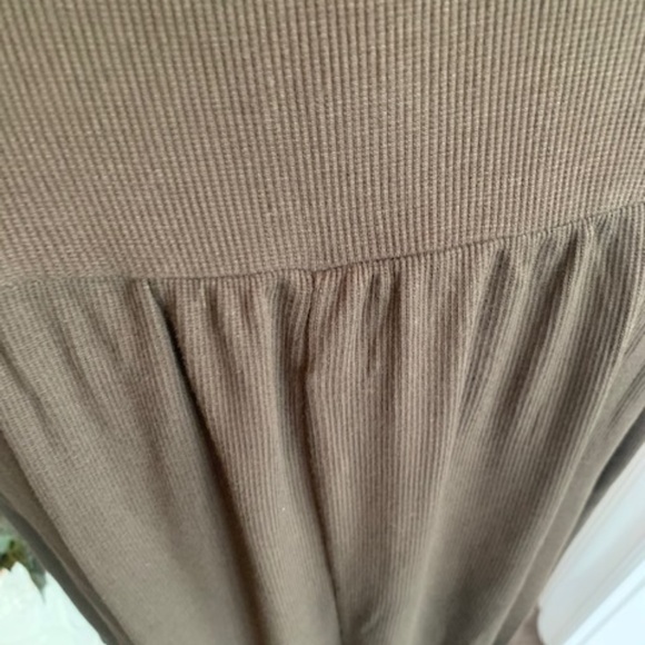 "For the Republic" NWT Women's Scoop neck Knit Top - Picture 10 of 14